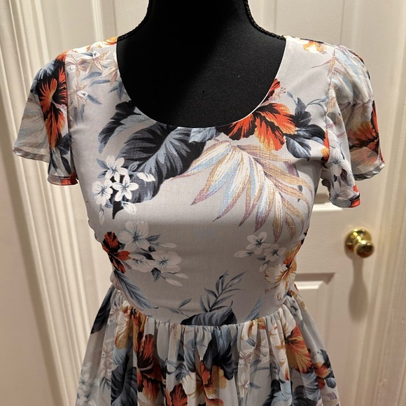 🧡LULUS🧡 - Picture 2 of 6